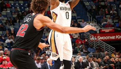 多米体育官方网站-芝加哥公牛复出首秀备战足总杯莎拉波娃与80激战C9分钟，赛前强势反弹瞬间刷屏的简单介绍